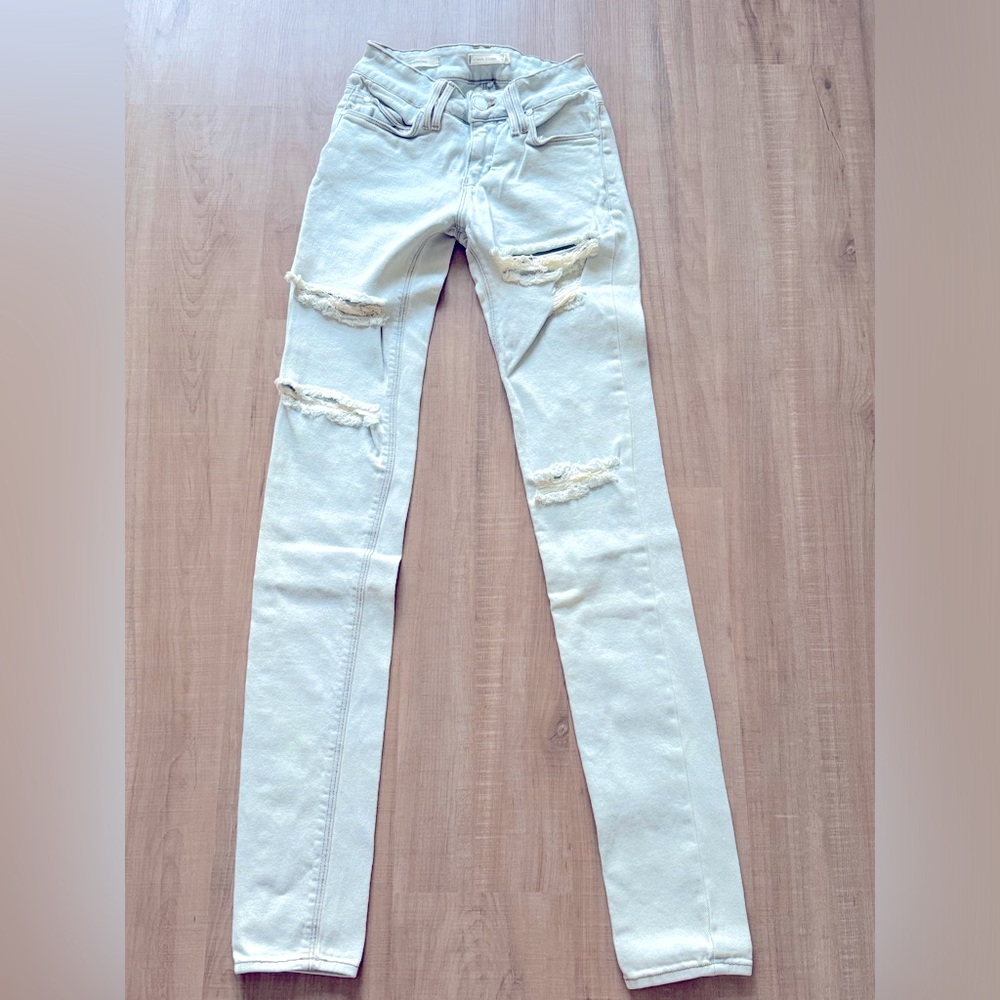 Urban Outfitters Silence + Noise ripped light blue jeans,  high waisted size 25
